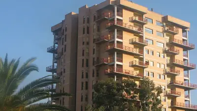 Apartment 4+1 for sale in Sheshi Skënderbej, Tirana, 188 m². Photo 2 of 5