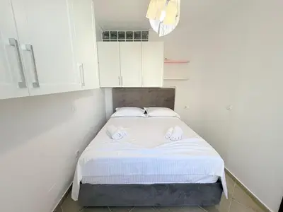 Apartament 2+1 me qera në Ish Ekspozita, Tiranë, 76 m². Foto 5 nga 8