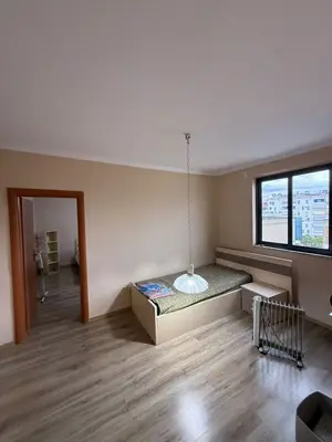 Apartament 2+1 me qera në Materniteti i Ri, Tiranë, 95 m². Foto 6 nga 6