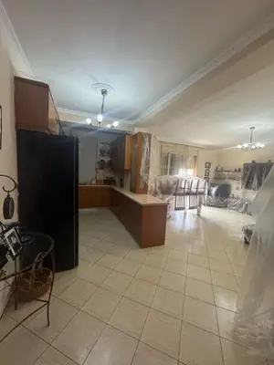 Appartamento 2+1 in vendita a Rruga Zenel Gjoleka, Valona, 112 m². Foto 1 di 7