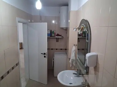 Apartment 1+1 for sale in Ura e Dajlanit, Durrës, 115 m². Photo 8 of 9