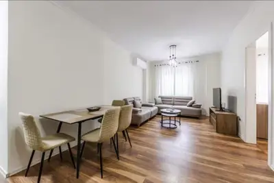 Apartament 2+1 me qera në Durrës, 80 m². Foto 1 nga 9