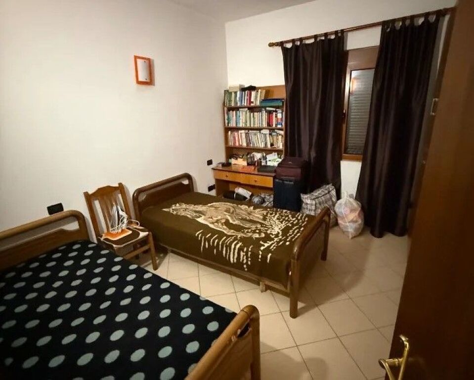 Apartment 2+1 for rent in Sauk, Tirana, 120 m²