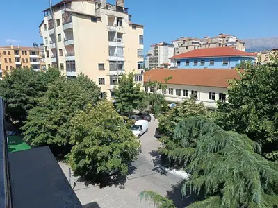 Shtëpi private 1+1 me qera në Rruga 1 Qershori, Pogradec, 64 m². Foto 3 nga 9