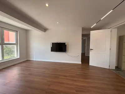 Vilë 2+1 me qera në Sauk, Tiranë, 100 m². Foto 2 nga 9