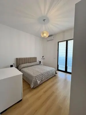 Appartamento 1+1 in affitto a Bulevardi Gjergj Fishta, Tirana, 75 m². Foto 3 di 5