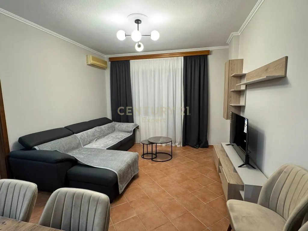 Apartament me qera në Kinostudio, Tiranë, 75 m². Foto 1 nga 4