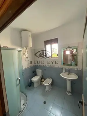 Villa 2+1 in affitto a Durres ish kenet, Durazzo, 500 m². Foto 4 di 7