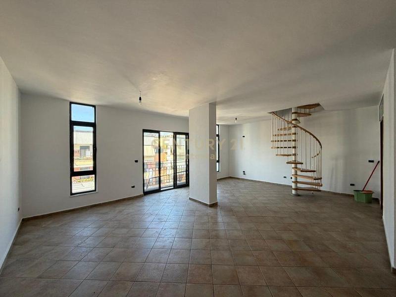 Duplex for sale in Komuna e Parisit, Tirana, 115 m²