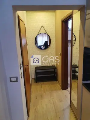 Apartament 1+1 me qera në Rruga Brrikadave, Tiranë, 62 m². Foto 3 nga 11