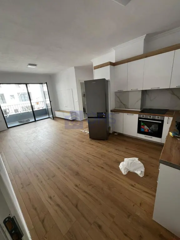 Apartment 2+1 for rent in Rrethi i ullirit, Kamëz, 114 m²