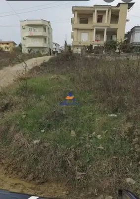 Land for sale in Shkozë, Tirana, 469 m². Photo 2 of 3