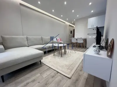 Apartament 1+1 në shitje në Pazari i Ri, Tiranë, 54 m². Foto 7 nga 11