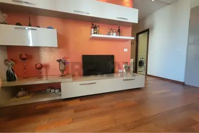 Apartament 2+1 me qera në Kthesa e Kamzës, Tiranë, 94 m². Foto 4 nga 11