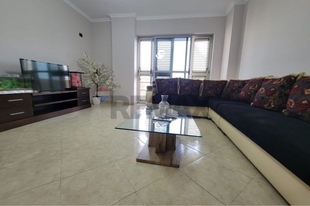 Apartment for sale in Kristal Center, Tirana, 149 m². Photo 3 of 3
