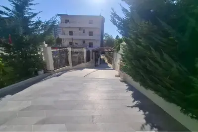 House 1+1 for rent in Centrale, Vlorë, 80 m². Photo 10 of 11