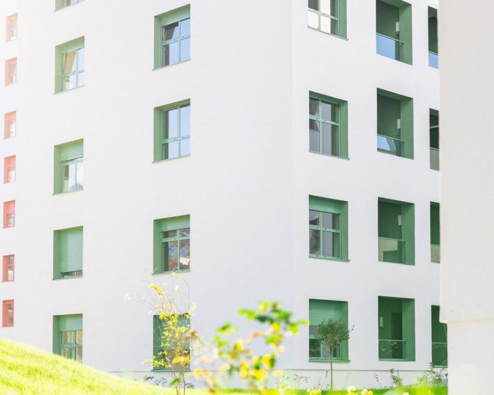 Apartment 1+1 for sale in Ali Demi, Tirana, 46 m². Photo 3 of 3