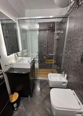 Apartament 2+1 me qera në Stadiumi Arena, Tiranë, 96 m². Foto 9 nga 9