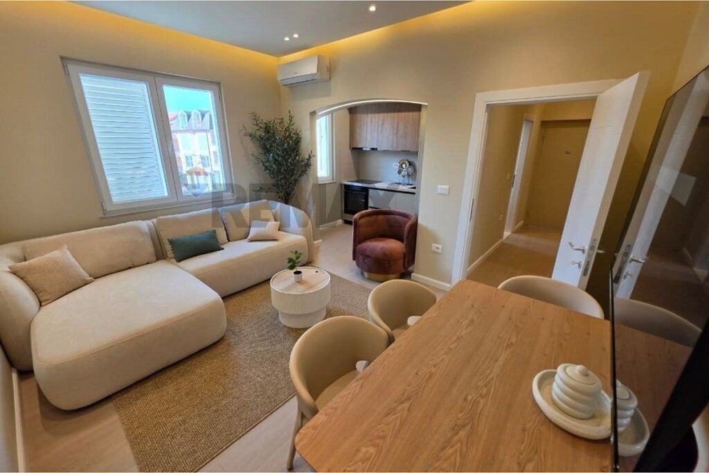 Apartment for rent in Brryli, Tirana, 110 m². Photo 1 of 3