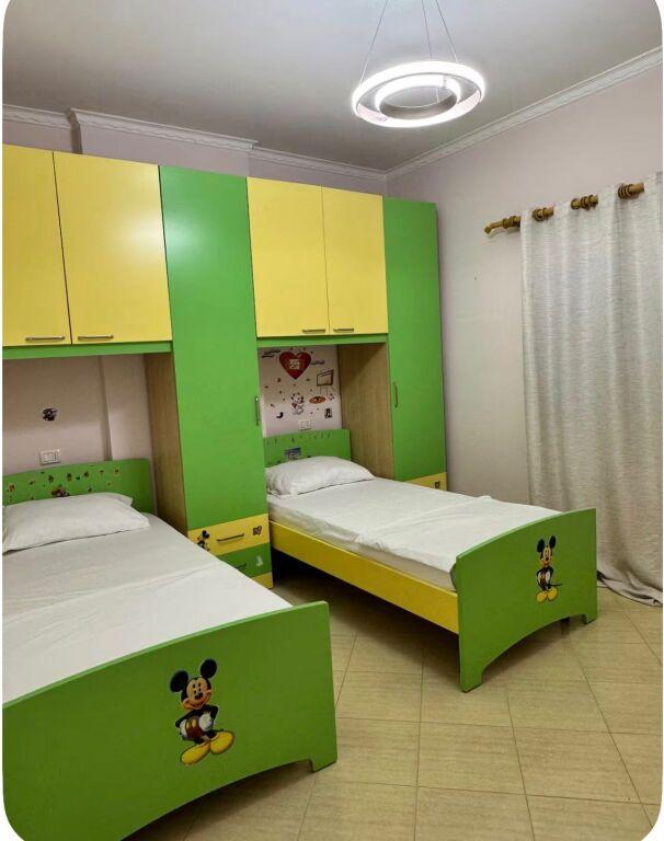 Apartament 2+1 me qera në Rruga Dush Strati, Vlorë, 100 m². Foto 9 nga 12