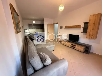 Apartament 1+1 me qera në Yzbreisht, Tiranë, 70 m². Foto 2 nga 4