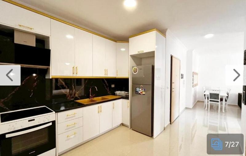 Apartment 2+1 for rent in Kraal Hotel, Vlorë, 85 m²