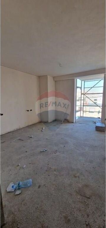 Studio for sale in Ali Demi, Tirana, 49 m². Photo 3 of 3