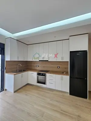 Apartament 1+1 me qera në Rruga Vellazerimi, Durrës, 60 m². Foto 3 nga 12