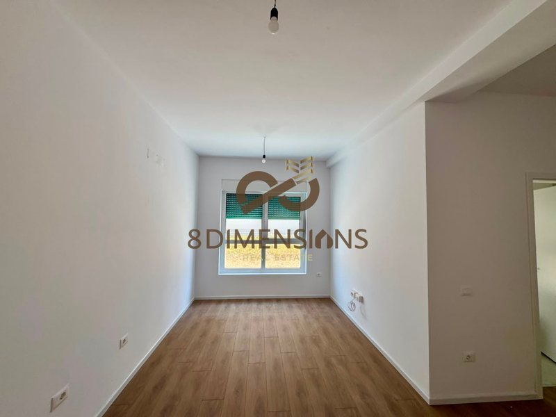 Appartamento 1+1 in vendita a Ali Demi, Tirana, 65 m²
