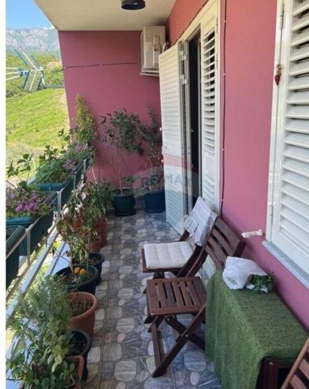 Apartment for sale in Fresku, Tirana, 123 m². Photo 3 of 3
