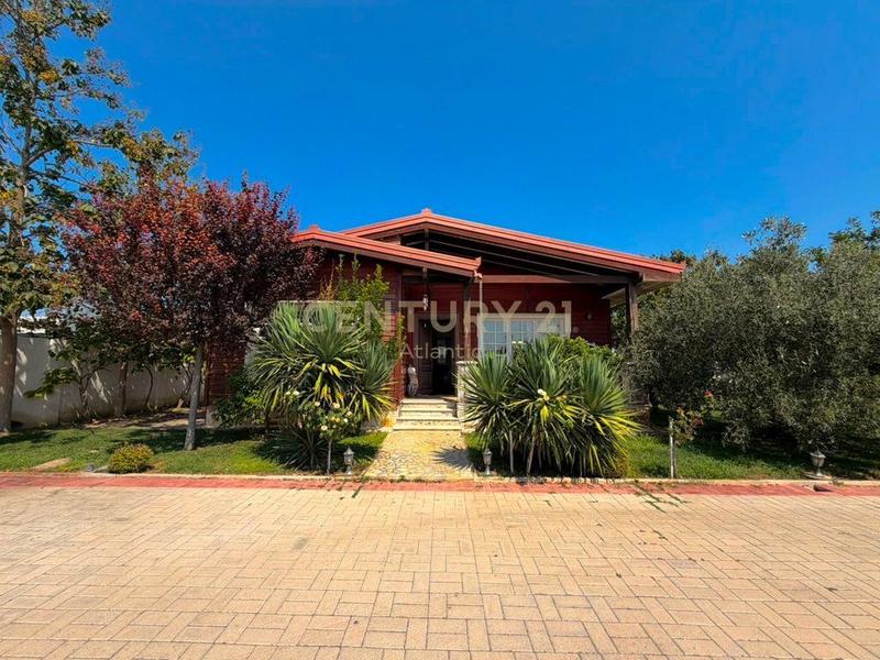Casa indipendente in vendita a Endi - Mbikalimi i Fllakës, Durazzo, 1.230 m²