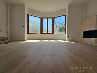 Vilë në shitje në TEG, Tiranë, 356 m². Foto 2 nga 3