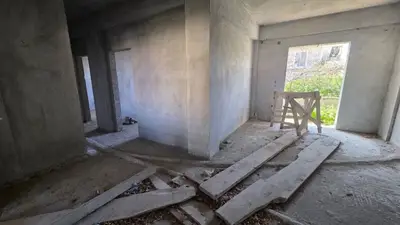 Vilë 2+1 në shitje në Rruga Mis Durhan, Vlorë, 500 m². Foto 4 nga 12