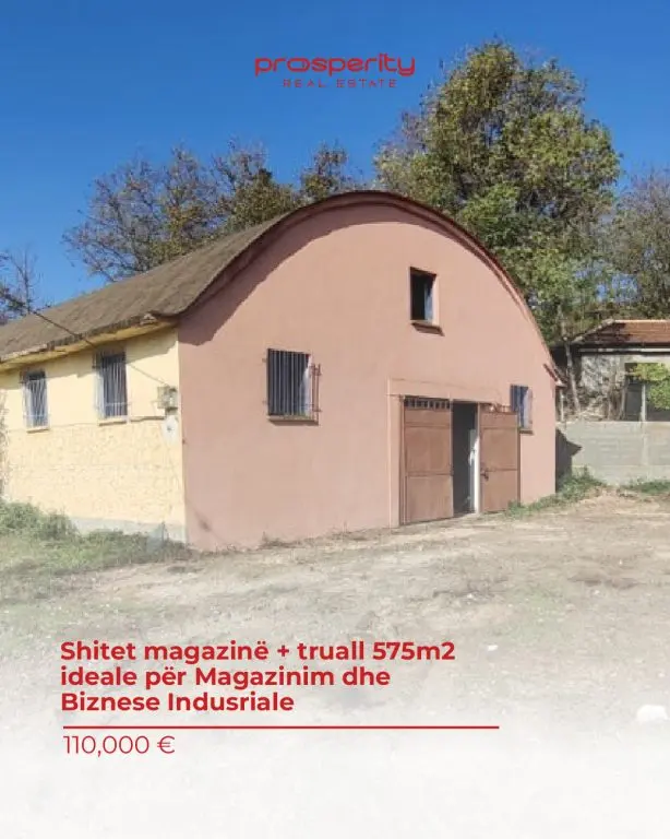 Magazinë në shitje në Qukës Shkumbin, Librazhd, 575 m²