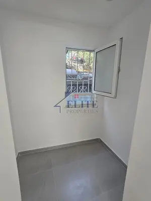 Dyqan me qera në Brryli, Tiranë, 43 m². Foto 4 nga 5