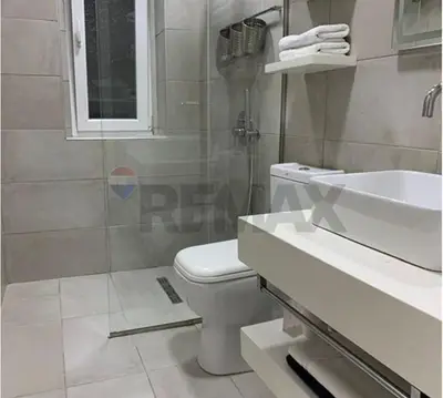 Apartament 1+1 me qera në Rruga e Barrikadave, Tiranë, 70 m². Foto 7 nga 7