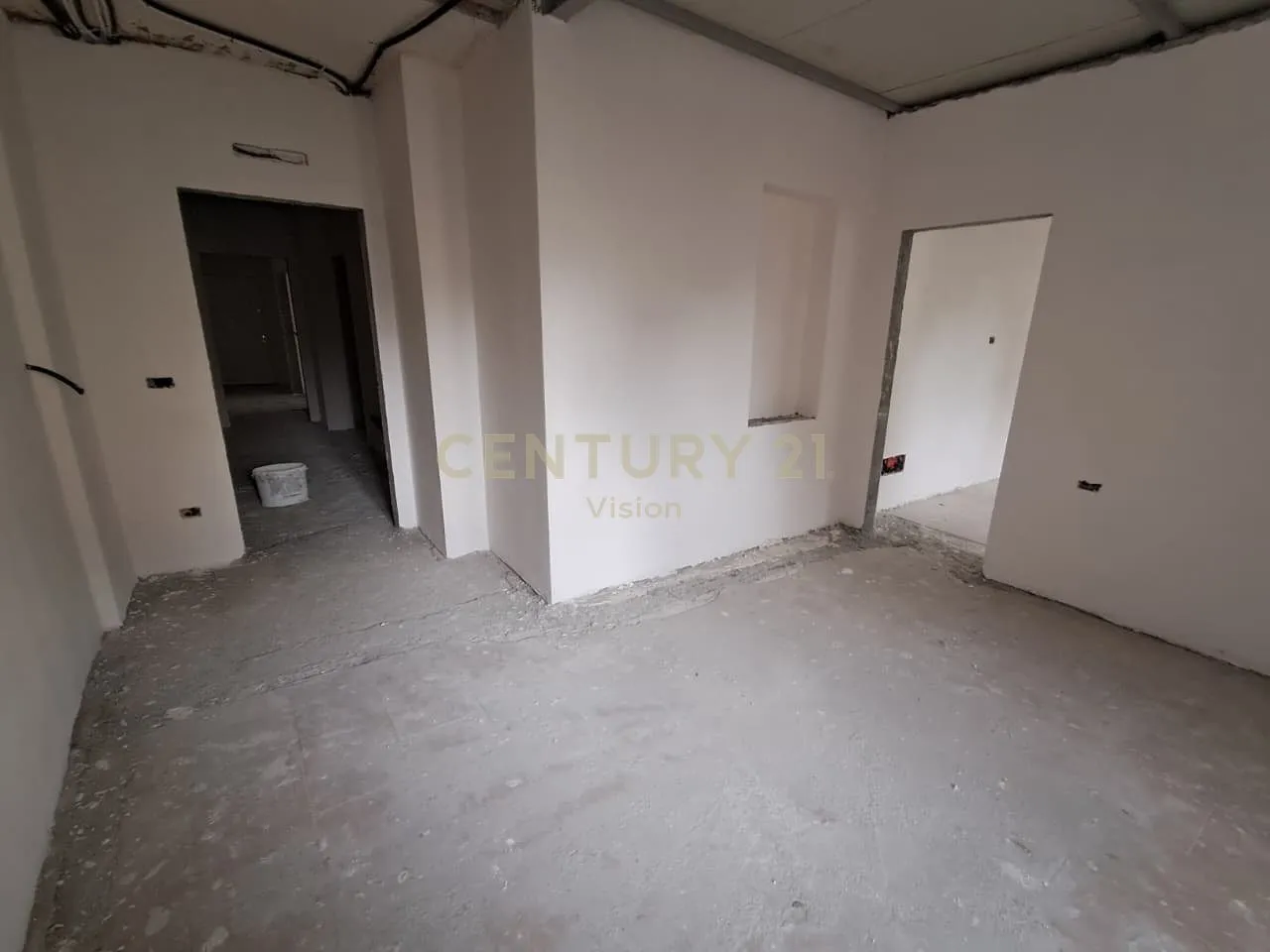 Apartment 3+1 for sale in Qender Shkoder, Shkodër, 187 m². Photo 1 of 4