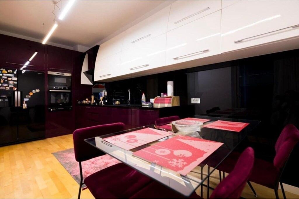 Apartment for rent in Rruga Mine Peza, Tirana, 135 m². Photo 3 of 3