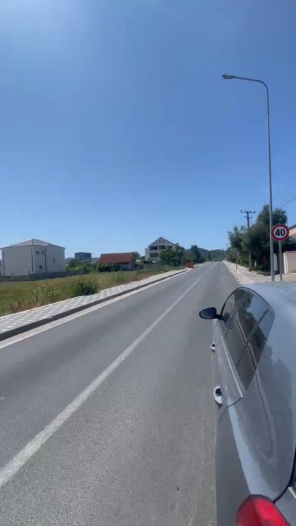Tokë në shitje në Laknas, Kamëz, 1 350 m². Foto 2 nga 3