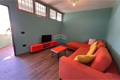 Appartamento 1+1 in affitto a Centrale, Valona, 53 m². Foto 2 di 10
