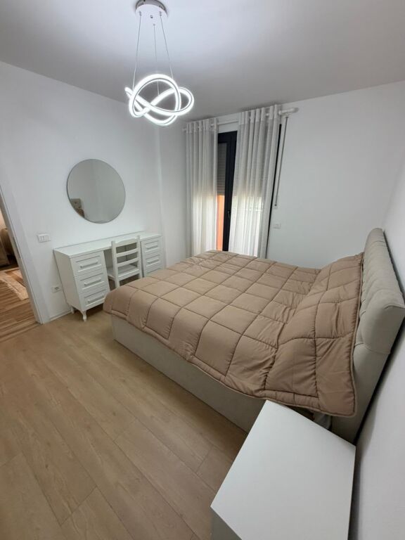 Appartamento 1+1 in affitto a Porcelan, Tirana, 70 m². Foto 3 di 3