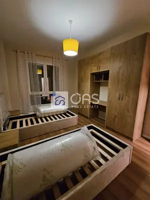Apartament 2+1 me qera në Rruga 5 Maji, Tiranë, 100 m². Foto 4 nga 6