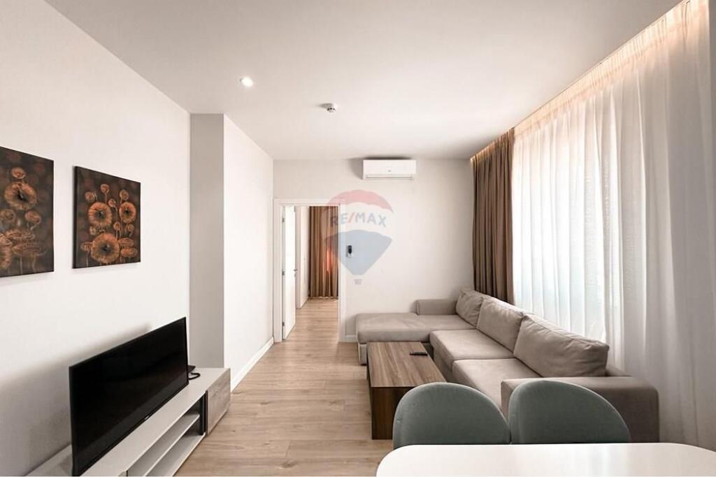 Appartamento in vendita a Porcelan, Tirana, 220 m². Foto 1 di 3
