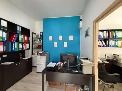 Ufficio in affitto a Square 21, Tirana, 42 m². Foto 4 di 6