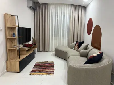 Apartament 1+1 me qera në Pallatet Agimi, Tiranë, 67 m². Foto 1 nga 5
