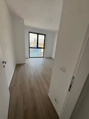 Apartament në shitje në Rruga Dritan Hoxha, Tiranë, 63 m². Foto 1 nga 5