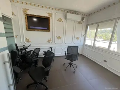 Zyrë me qera në Restorant Durrësi, Tiranë, 250 m². Foto 7 nga 9