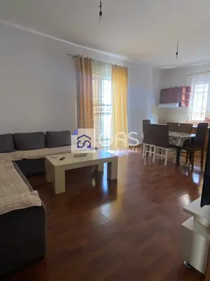 Appartamento 2+1 in affitto a 5 Maj, Tirana, 98 m². Foto 1 di 8