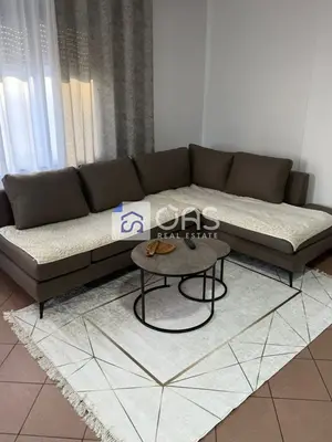 Apartament 2+1 me qera në Liqeni Artificial, Tiranë, 90 m². Foto 2 nga 4