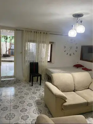 Shtëpi private 1+1 me qera në Kodra e Priftit, Tiranë, 52 m². Foto 2 nga 6